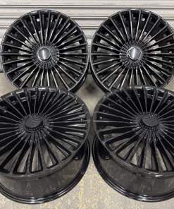 Mercedes Maybach Style 20” Wider Rear